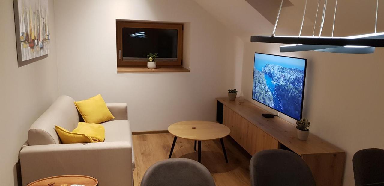 Appprusnik Apartman Ljubljana Kültér fotó